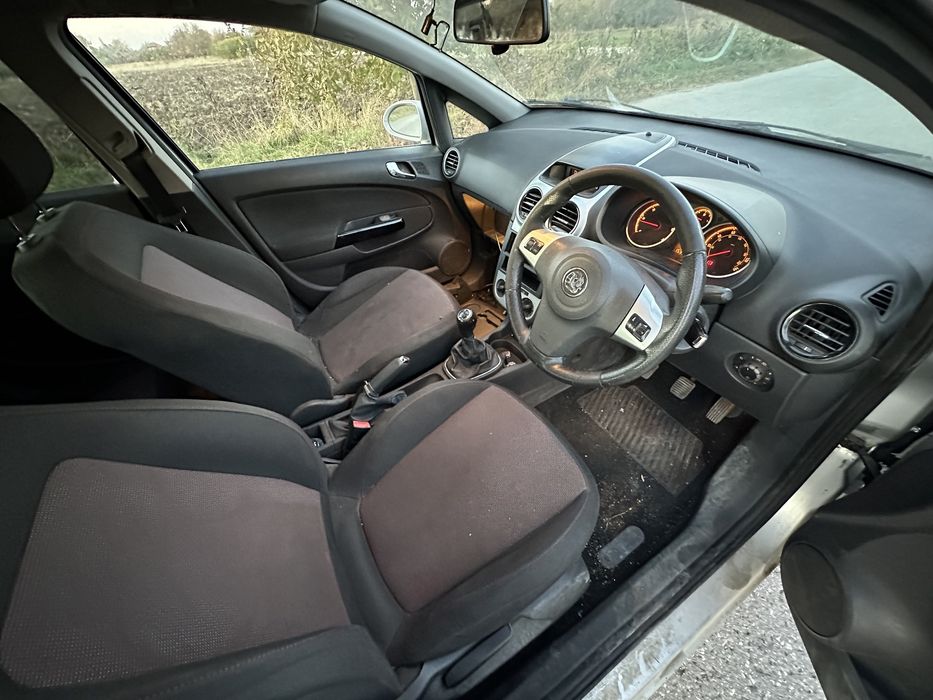 Opel Corsa 1.3 CDTi на части
