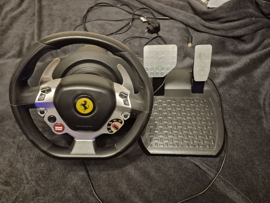 Volan Thrustmaster TX Racing Ferrari 458 Italia