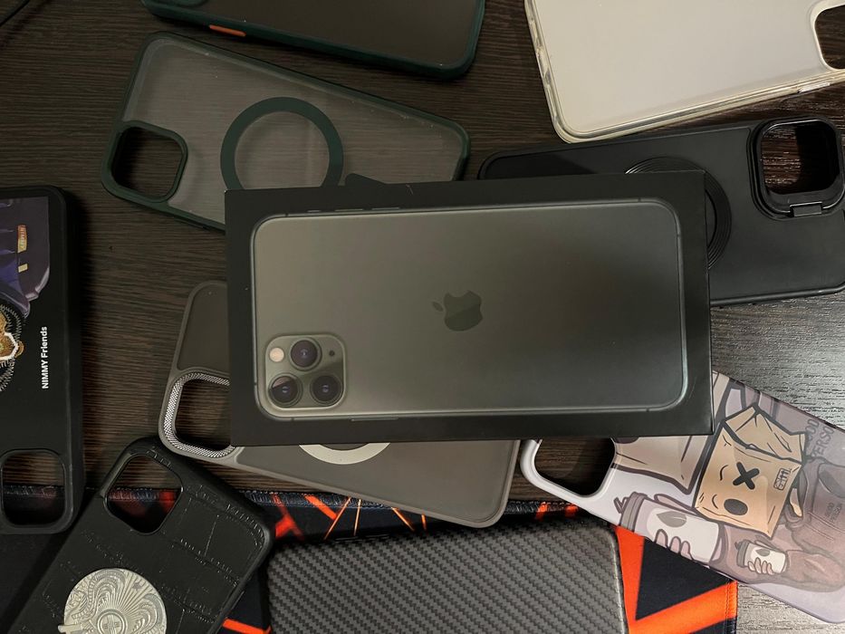 IPhone 11 Pro Max 256гб в идеальном состоянии!