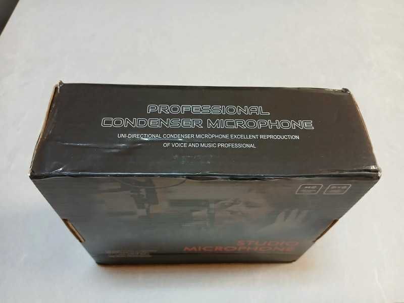 Microfon RGB Condensator pentru Podcast Studio - Transport Gratuit