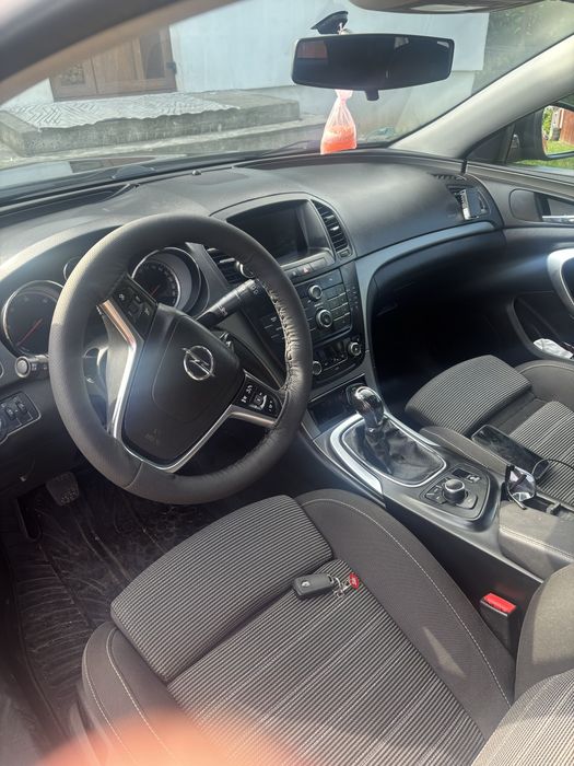 Opel Insignia 2010 – 2.0 CDTI 130 CP – 256.000 km