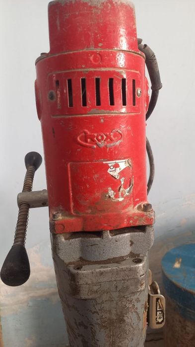 Алмазный резак сотилади