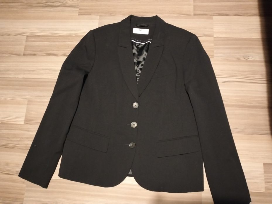 Vând rochie dama Doar in București