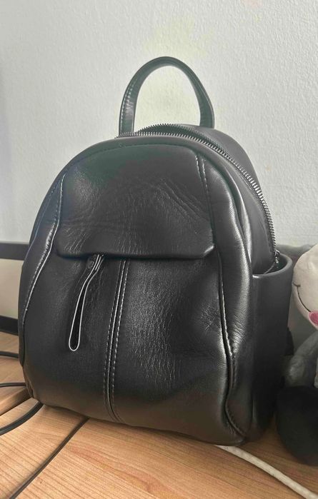 Раница от естествена кожа