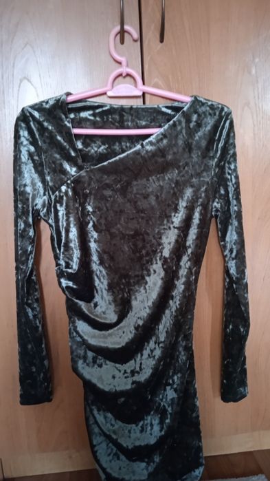 Платья на размер 46