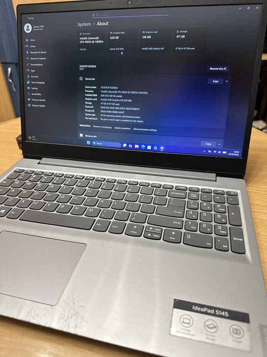 Laptop Lenovo S145