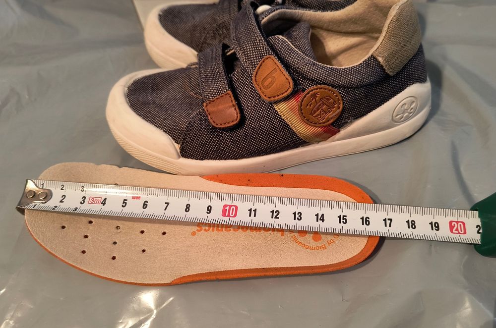 Adidasi tenisi Biomecanics, talpa 16 cm