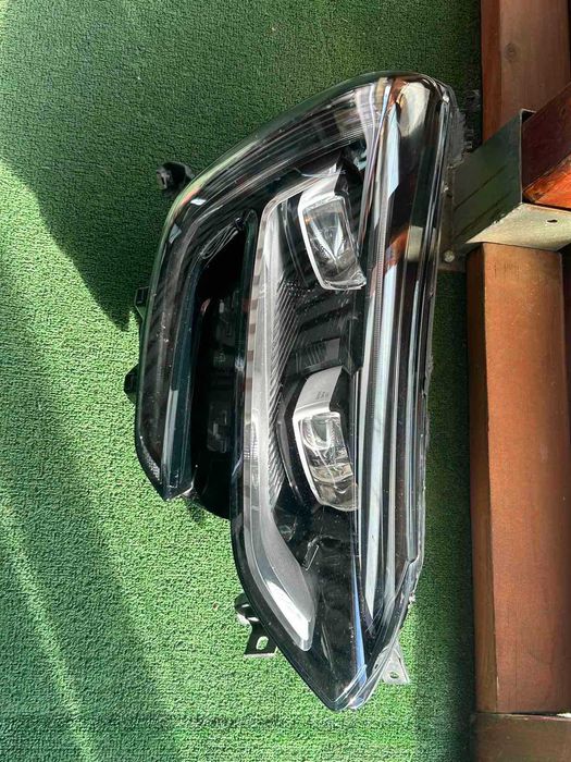 фар десен Renault Megane IV  led pure vision 2015-2019 г. #503S