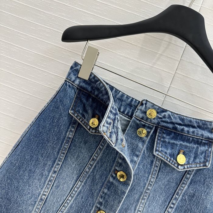 Дънкова пола с копчета и лого в златисто