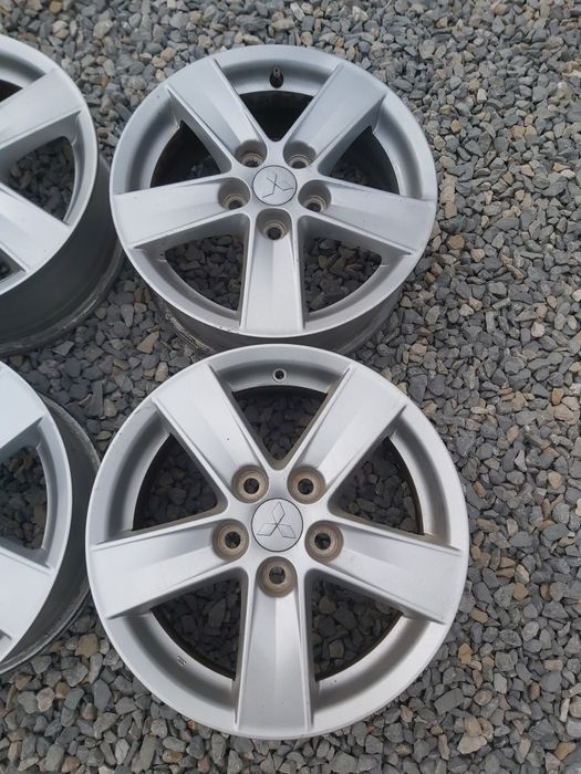 5x114.3..16.цола 6.5j ET46. Оргинални Митсубиши