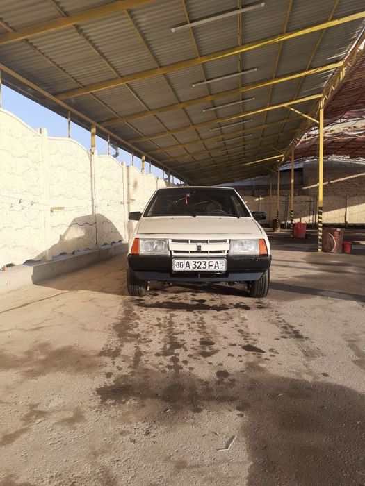 Lada 2108 Sputnik Короткое крыло zavod kraska yurib turibdi