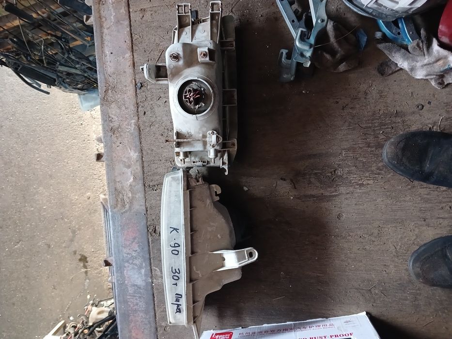 Фары Тоета Королла кузов 90