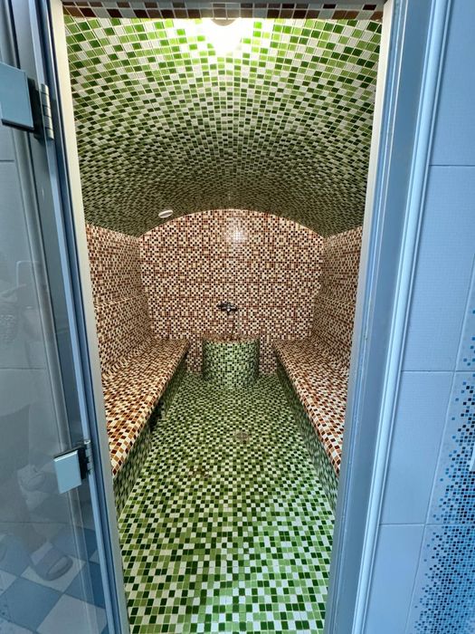 Сауна с бассейном, бильярдом