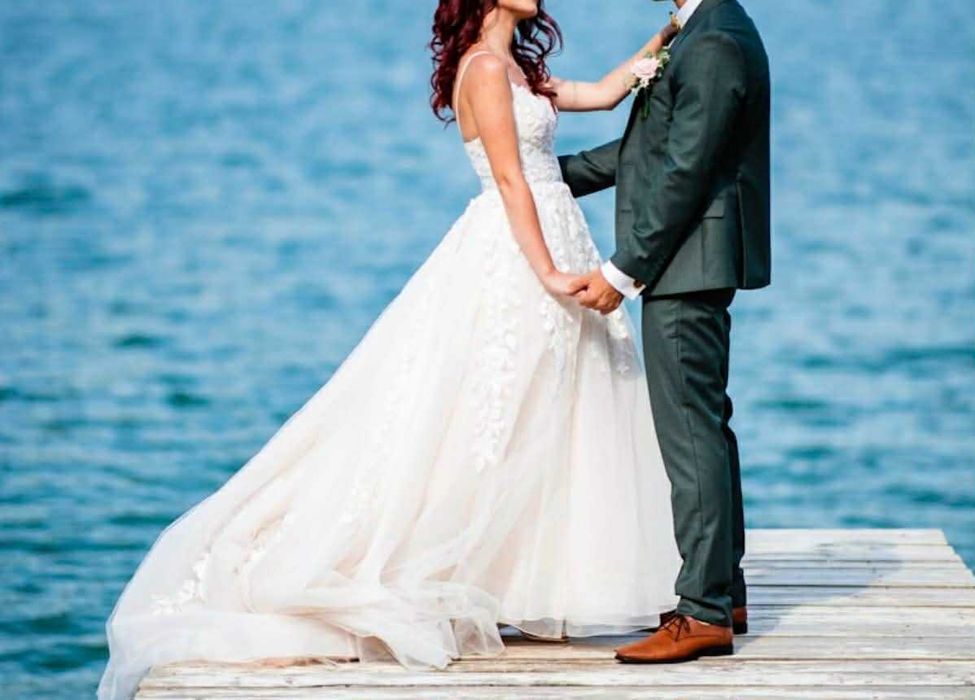 Предлагам булченска рокля