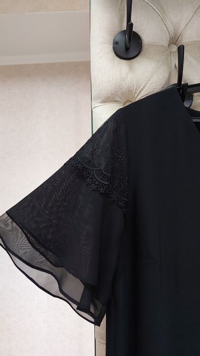 Продам женское платье