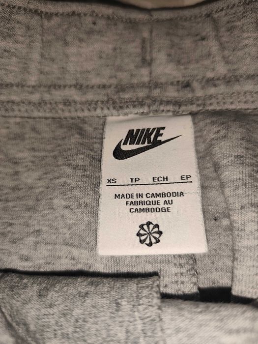 Долнище Nike tech fleece (размер ХS)
