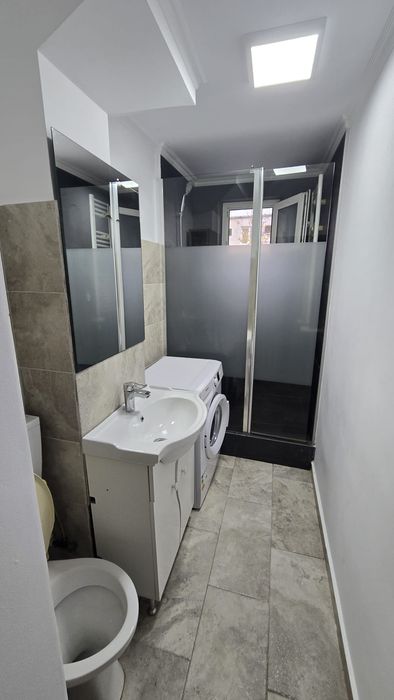 Închiriez apartament 2 camere