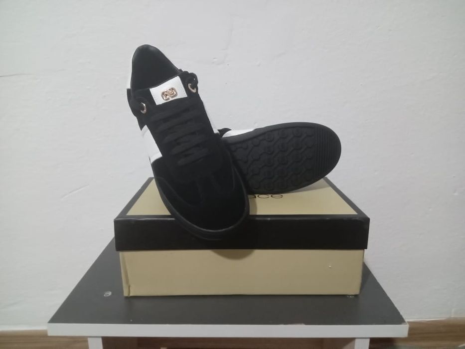 Продам новые кеды