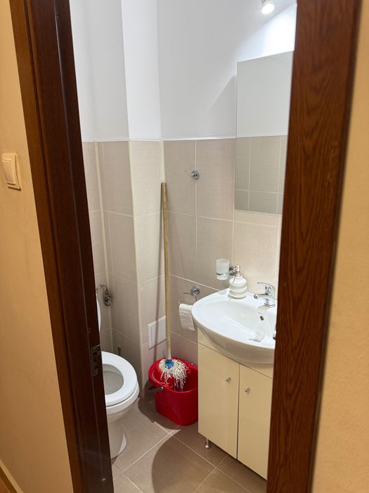 Închiriez apartament Iași 3 camere, 2 băi decomandat  str Păcurari