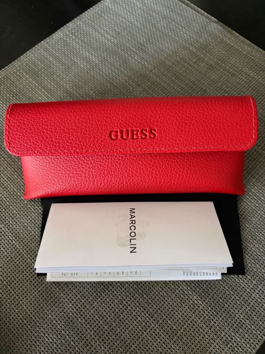 Дамски очила Guess