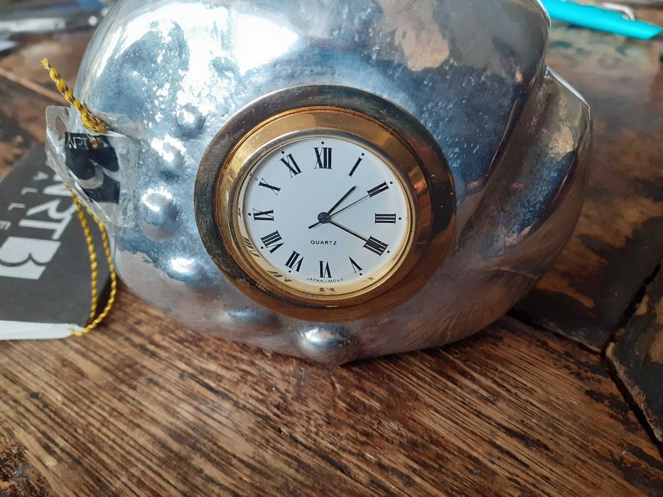 часовник дизайнерски ръчна изработка уникат АRT GALLERY