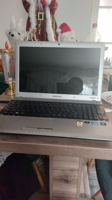 Vand laptop samsung
