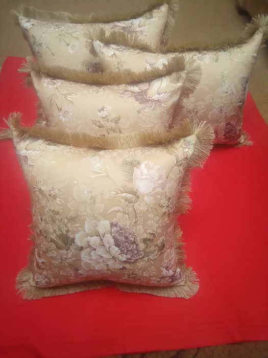 Декоративные подушечки.