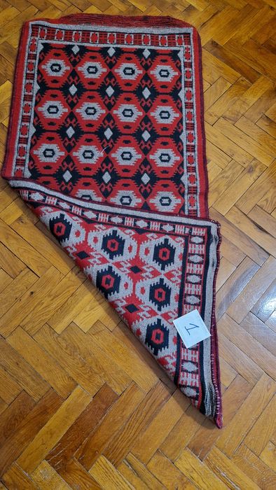 Вълнени пътеки различни размери