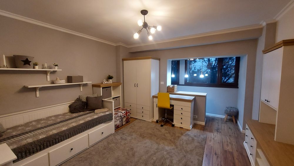 Inchiriez apartament, 3 camere, Bd Libertatii, ultracentral