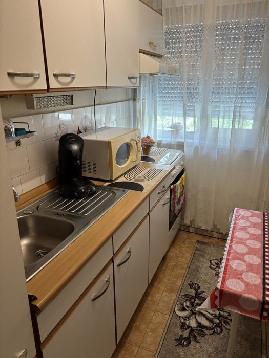 Închiriez apartament 3 camere, Calea Șagului (început), etaj 2