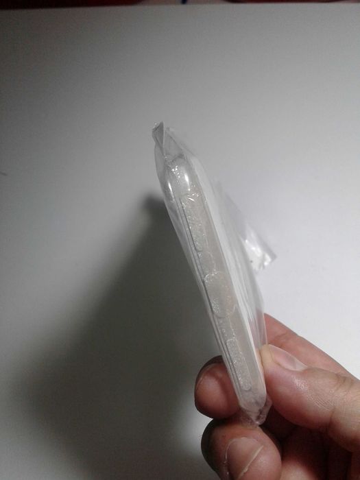 Продам новый аниме чехол на MI 6X