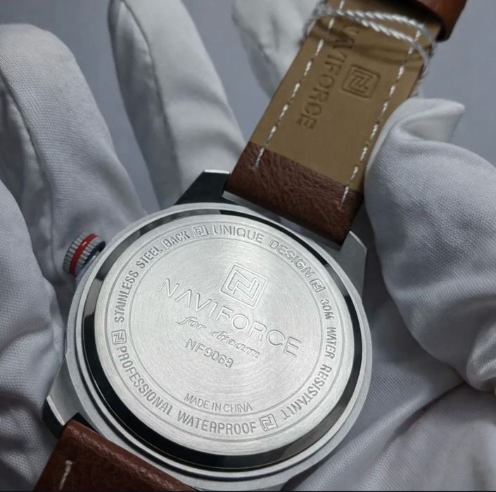 Часы NAVIFORCE water resistant 30m