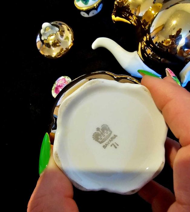 Порцеланов комплект- бижутерни кутии