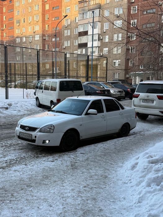 Продам Приору 1.