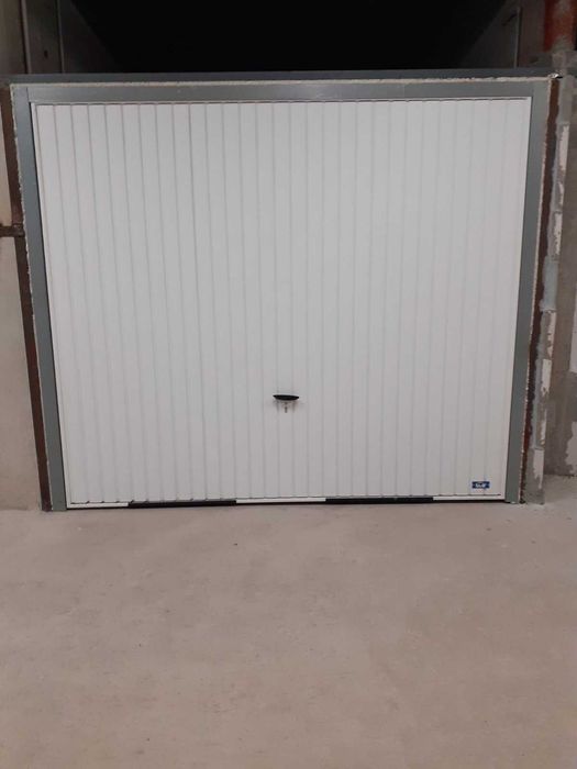 гараж под наем в град София