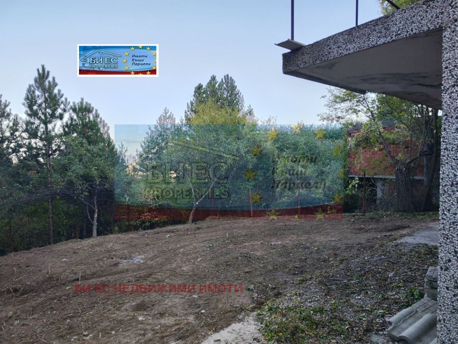Къща в с. Гълъбовци 105 м² и двор 600m²