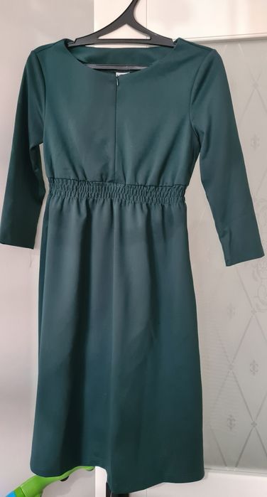 Продам платья для беременных и кормящих