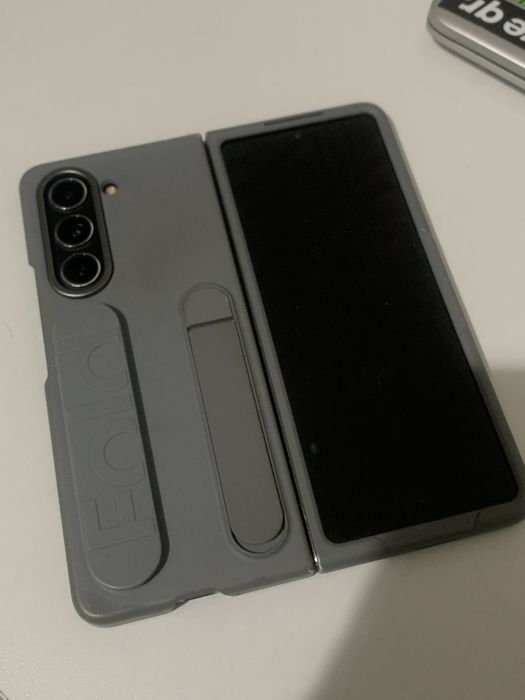Samsung Galaxy Z Fold5 256 ГБ