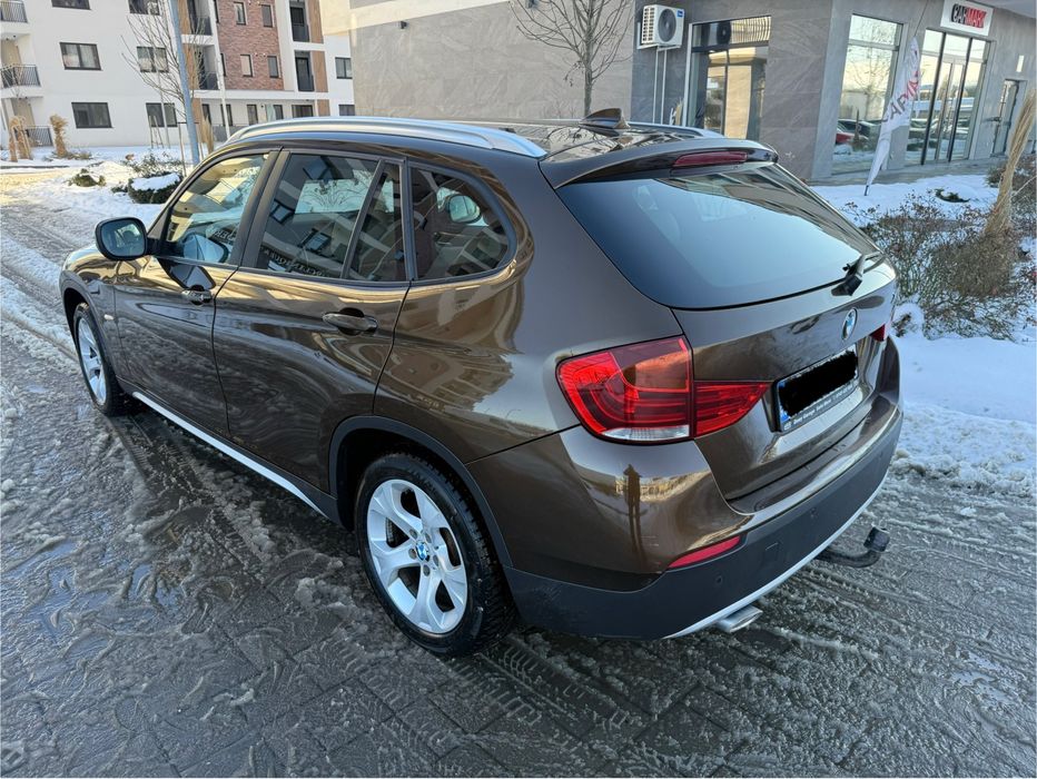 BMW X1  Automatic Xenon Navi Piele Incalzire scaune Cuplă