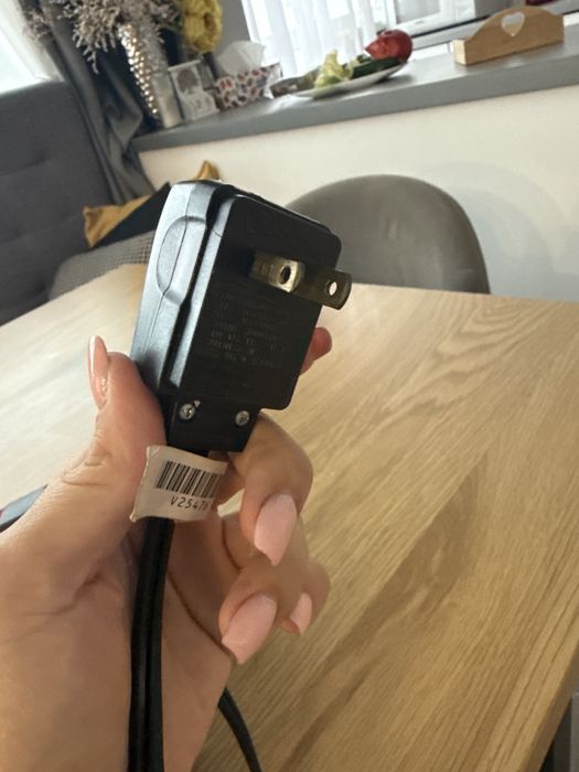 Сешоар с английски/ американски контакт