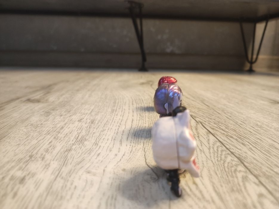 Продам фигурки осд