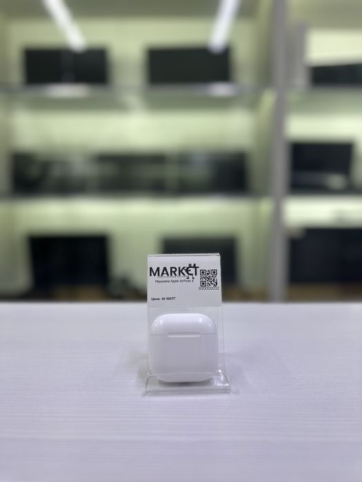 Apple Air Pods 4