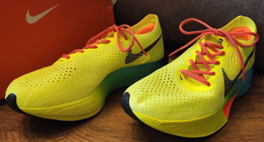 NIKE VAPORFLY 3 cabon номер 43