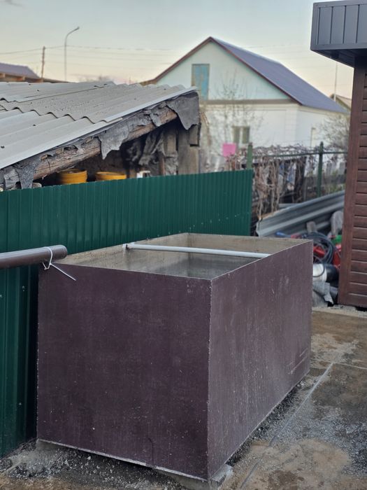 Продам бак для воды металлический