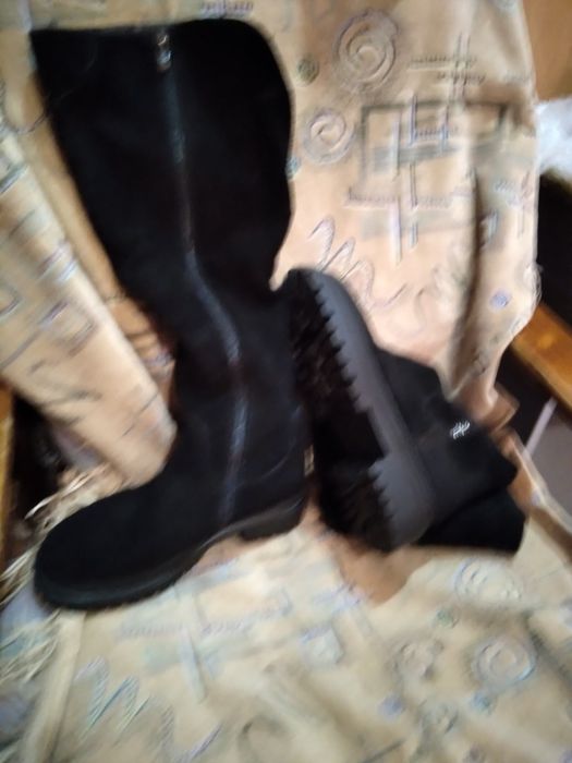 Продам шубу 54 размера искуственая