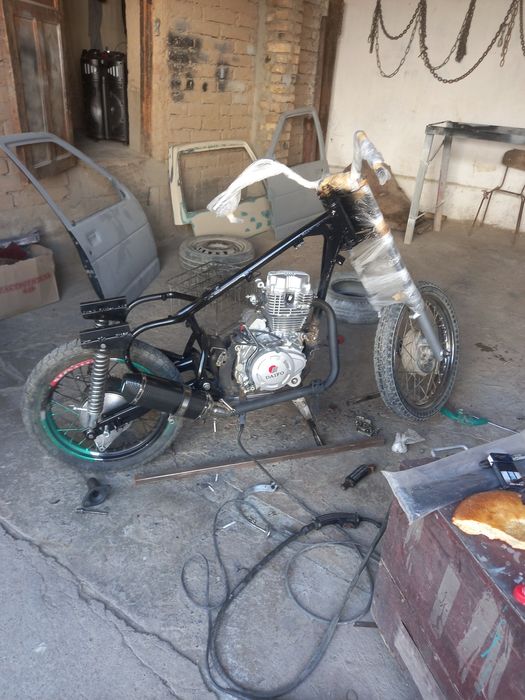 Moto sotiladi srochni pul zarur