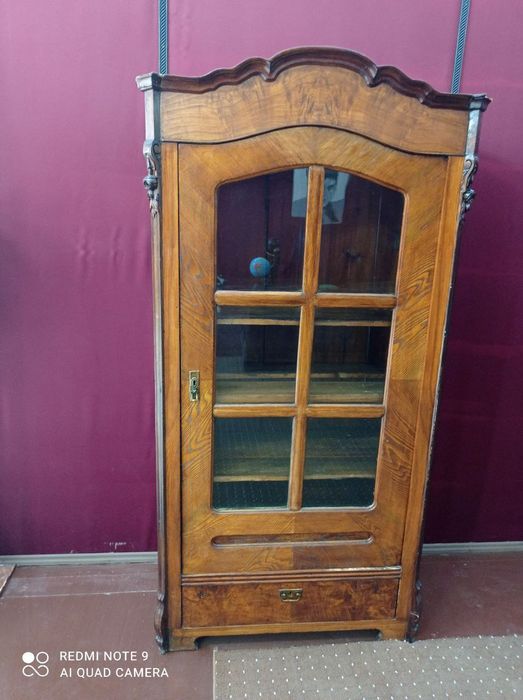 Мебель ретро стол буфет