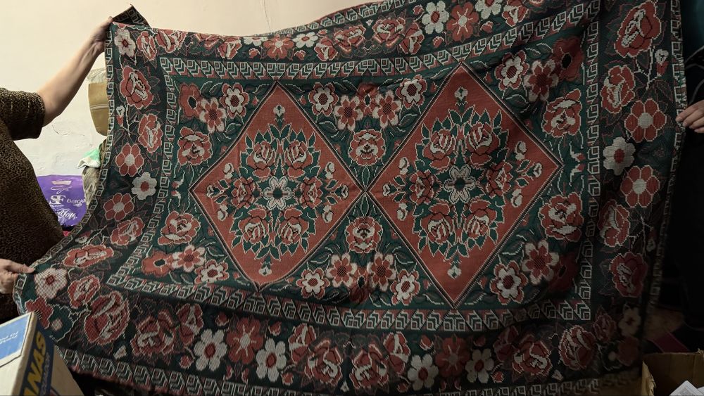 Продам ковер 2*3 качественный, советский