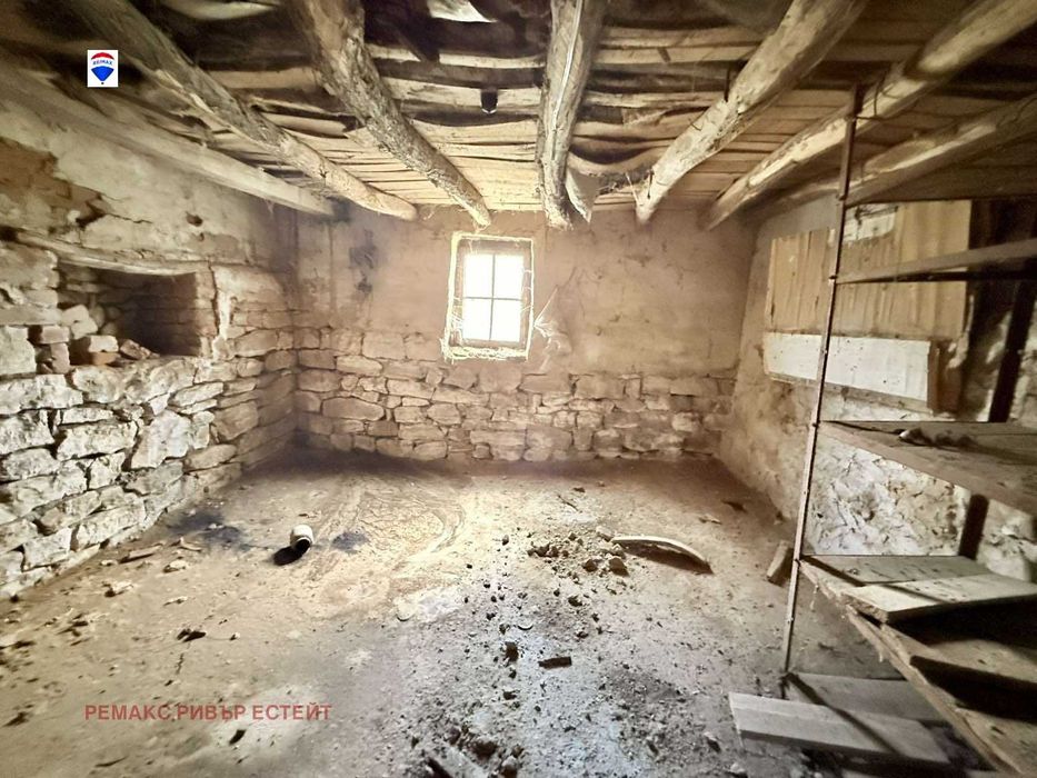 Продава се Къща в с. Джулюница, Област Русе - 80 кв.м за 57 €/кв.м - Снимка #11