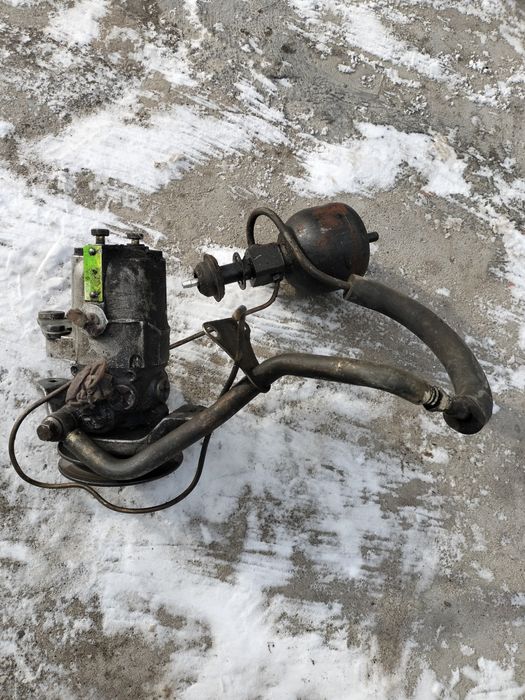 Продам запчасти на Ауди